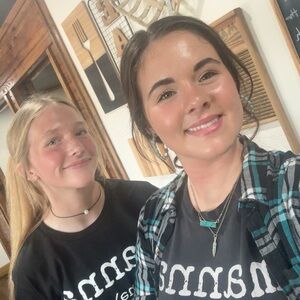 Meet your Posher, Moriah.